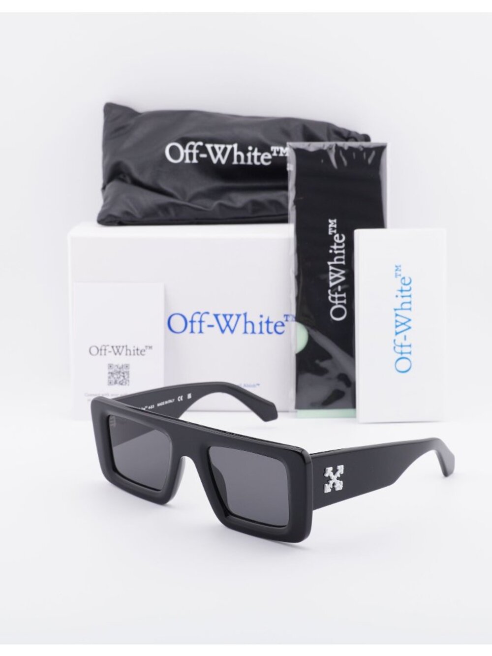 Off-White OERI069 SEATTLE 1007 Rectangle Sunglasses – Black / Grey